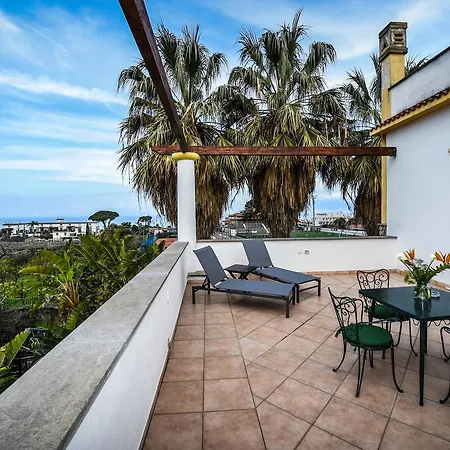 فندق مبيت وإفطار Bella سورينتو