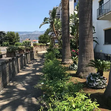 فندق مبيت وإفطار Bella