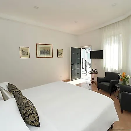 Oda ve Kahvaltı Bella 4*