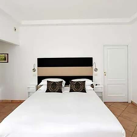 Bella Bed & Breakfast