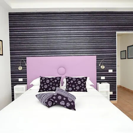 Bella Bed & Breakfast 4*