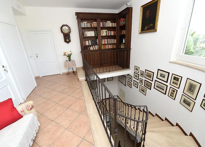 Bella Bed & Breakfast 4*