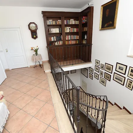 Bella Nocleg ze śniadaniem 4*