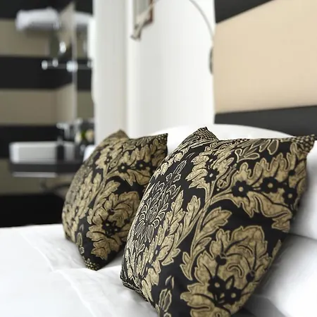 Bella Nocleg ze śniadaniem 4*