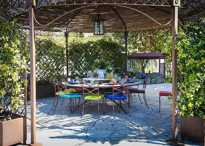 Bella Bed and breakfast 4*